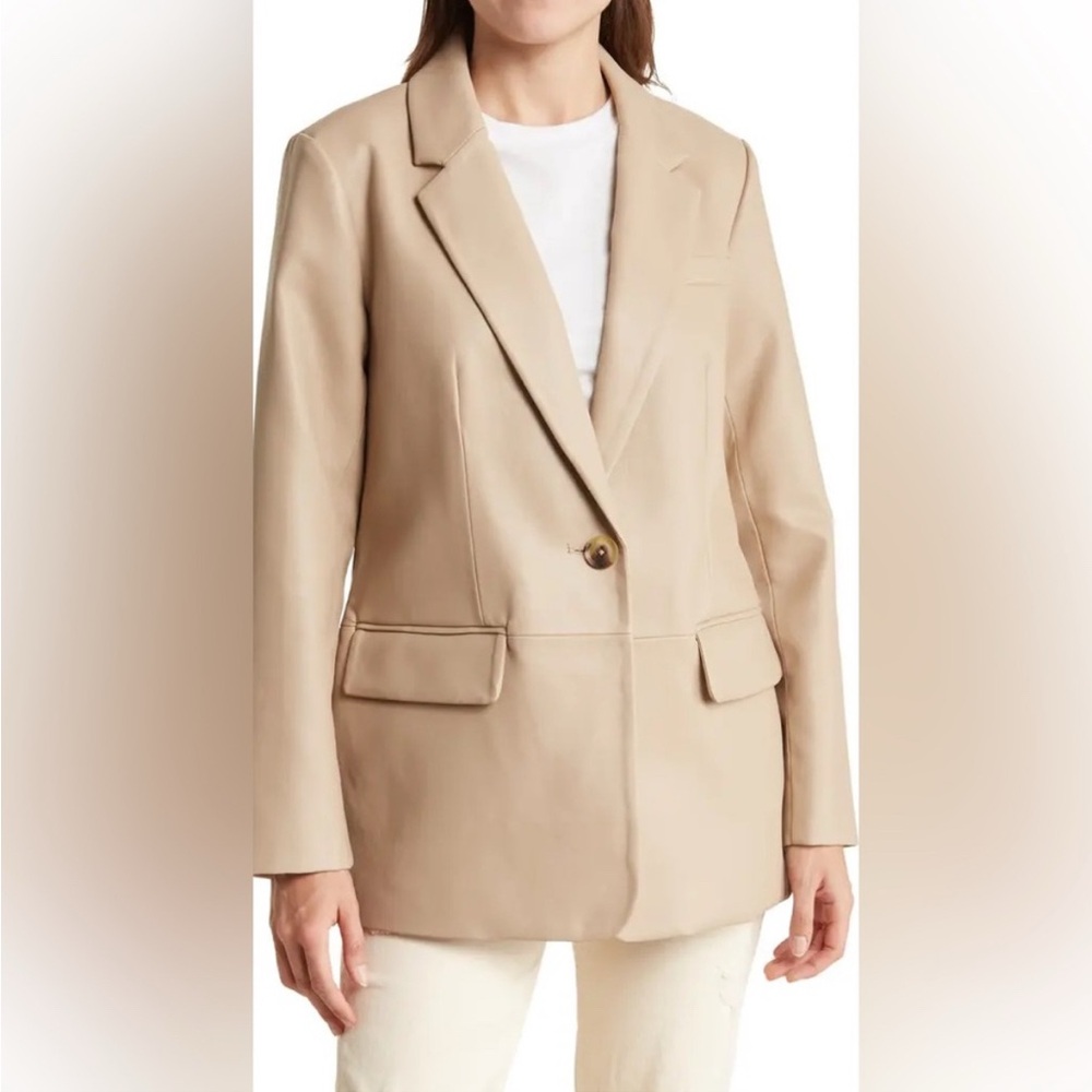 BCBGENERATION VEGAN LEATHER Women's Tan Blazer S-M Oversized